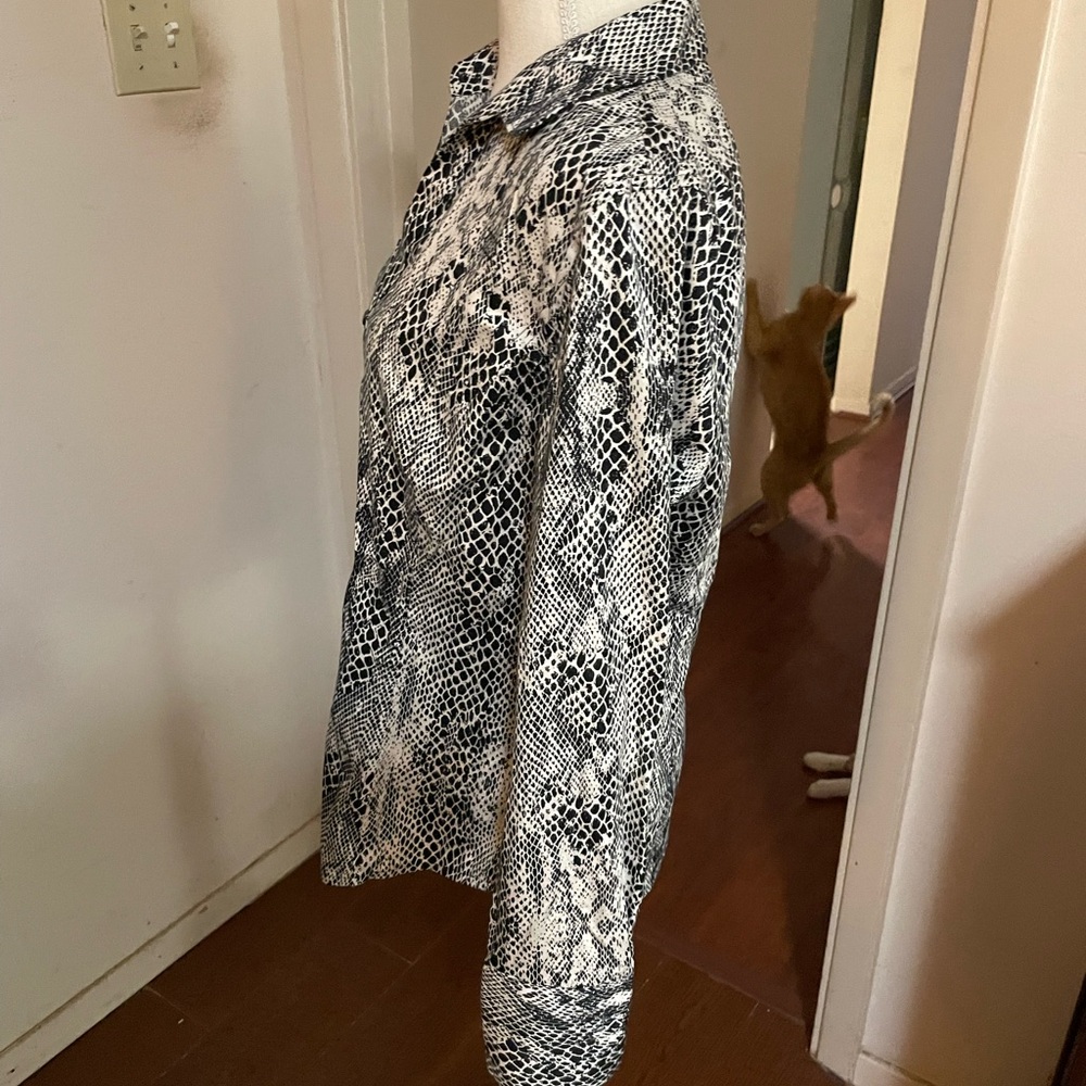 Calvin Klein Snakeskin shirt size LG black white button down long sleeve cotton - Picture 8 of 16